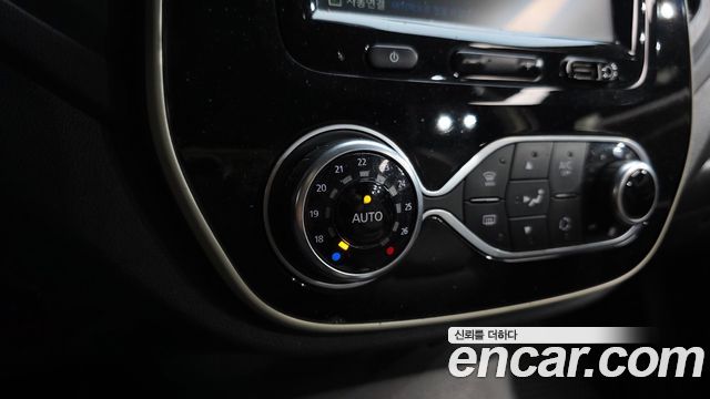 Renault Korea QM3 2018 — photo 27