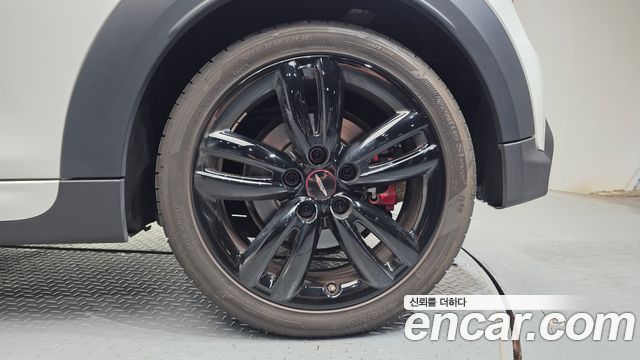 Mini Cooper Convertible 2024 — photo 7