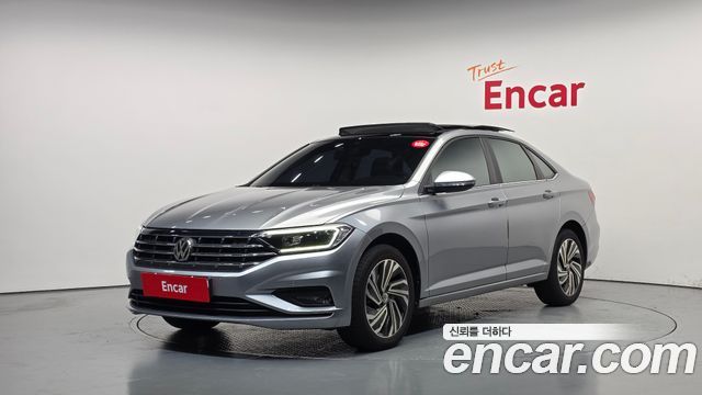 Volkswagen Jetta 2021 — photo 1