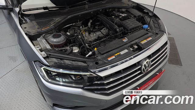 Volkswagen Jetta 2021 — photo 6