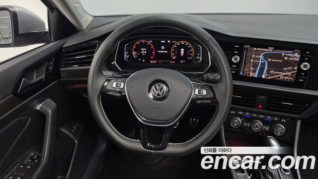 Volkswagen Jetta 2021 — photo 19