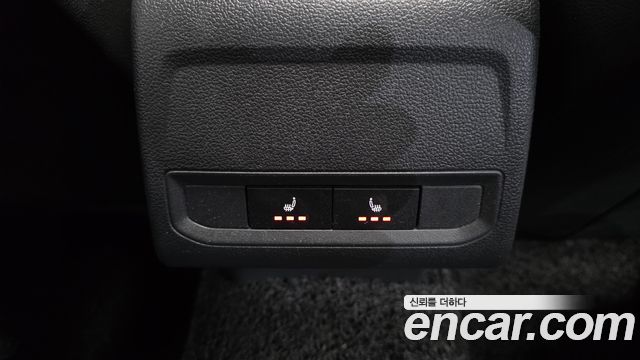 Volkswagen Jetta 2021 — photo 24