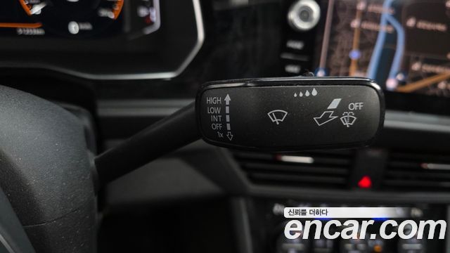Volkswagen Jetta 2021 — photo 32