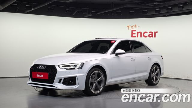 Audi A4 2019 — photo 1