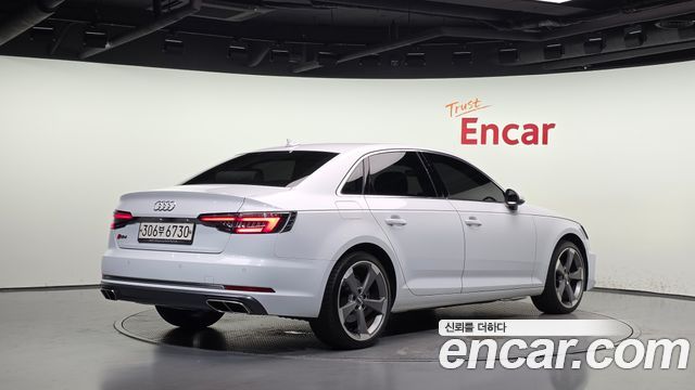 Audi A4 2019 — photo 2