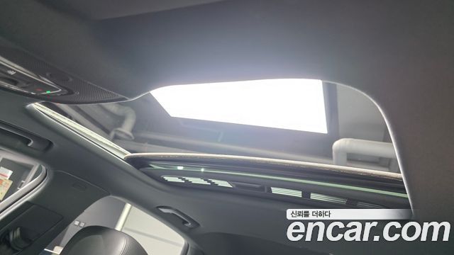 Audi A4 2019 — photo 22