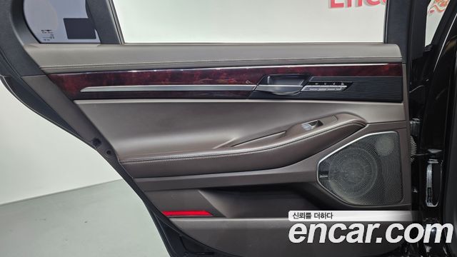 Genesis EQ900 2018 — photo 15
