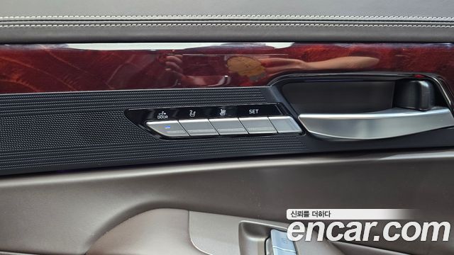 Genesis EQ900 2018 — photo 31
