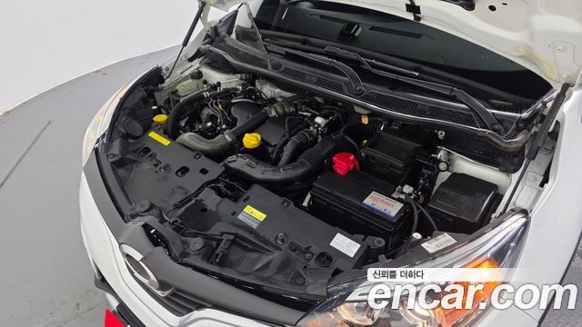 Renault Korea QM3 2017 — photo 6