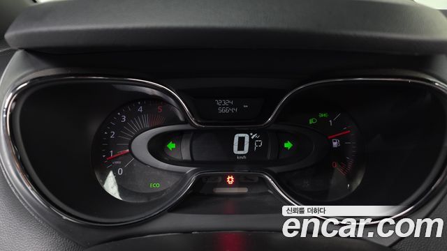 Renault Korea QM3 2017 — photo 11