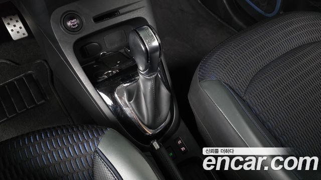 Renault Korea QM3 2017 — photo 12