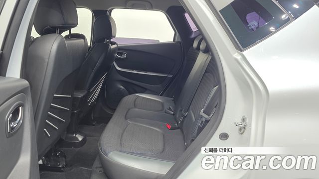 Renault Korea QM3 2017 — photo 18