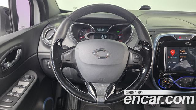 Renault Korea QM3 2017 — photo 19