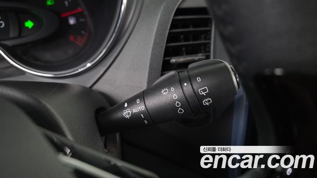 Renault Korea QM3 2017 — photo 27