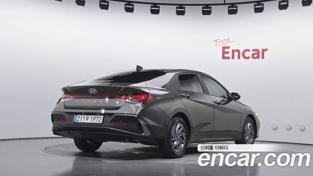 Hyundai AVANTE 2024 — photo 2