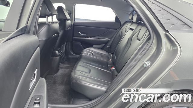 Hyundai AVANTE 2024 — photo 17