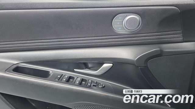 Hyundai AVANTE 2024 — photo 23