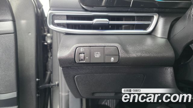 Hyundai AVANTE 2024 — photo 26
