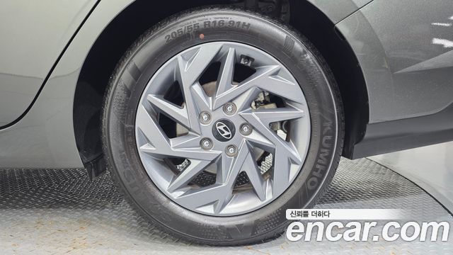 Hyundai AVANTE 2024 — photo 7