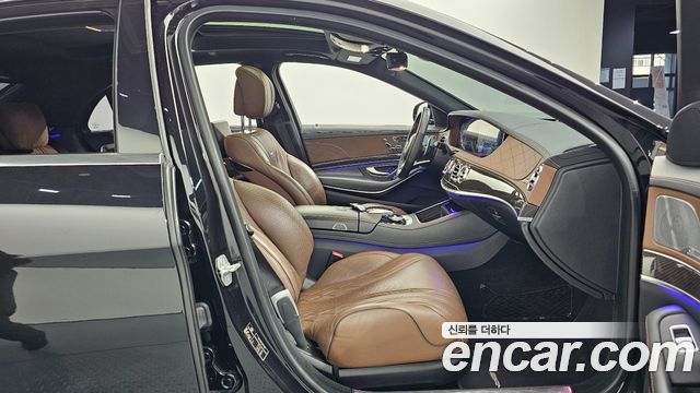 Mercedes-Benz S-Class 2018 — photo 17