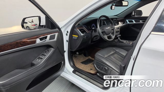 Hyundai Genesis 2015 — photo 13
