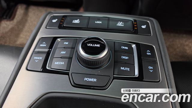 Hyundai Genesis 2015 — photo 25