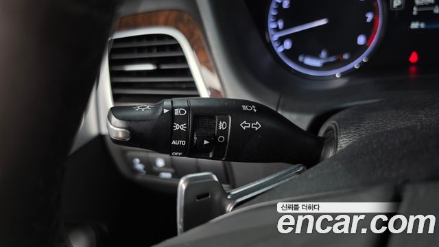 Hyundai Genesis 2015 — photo 35