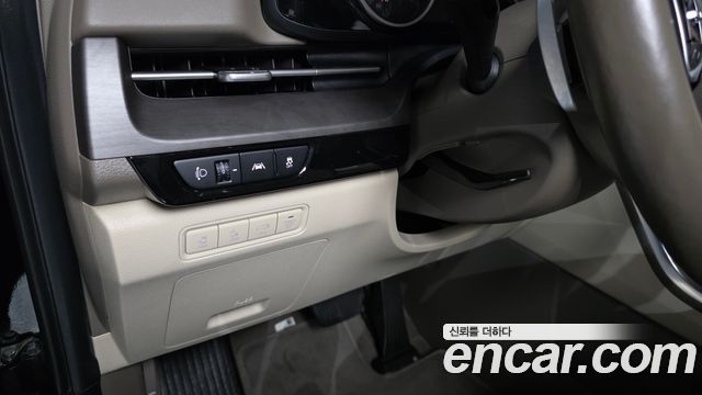 Kia Canival 2022 — photo 28