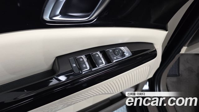 Kia Canival 2022 — photo 31