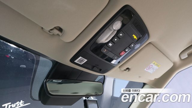 Kia Canival 2022 — photo 32