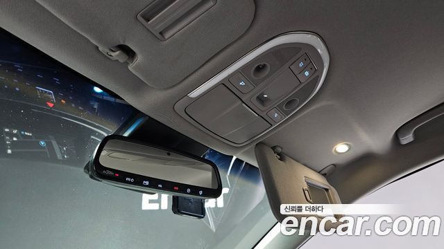 Hyundai Genesis 2016 — photo 26