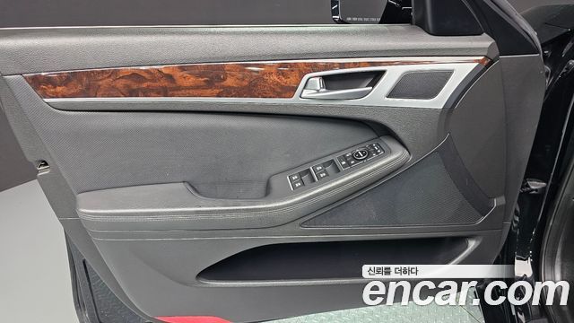 Hyundai Genesis 2016 — photo 14