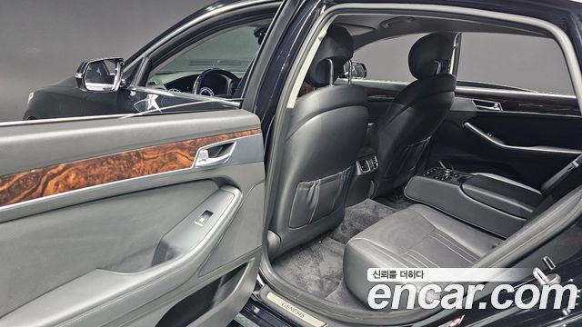Hyundai Genesis 2016 — photo 27