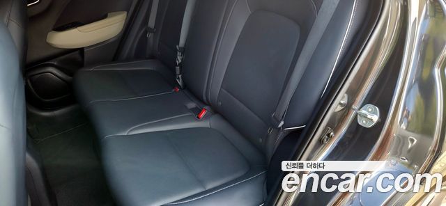 Hyundai Venue 2022 — photo 18