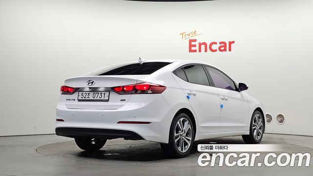 Hyundai AVANTE 2016 — photo 2