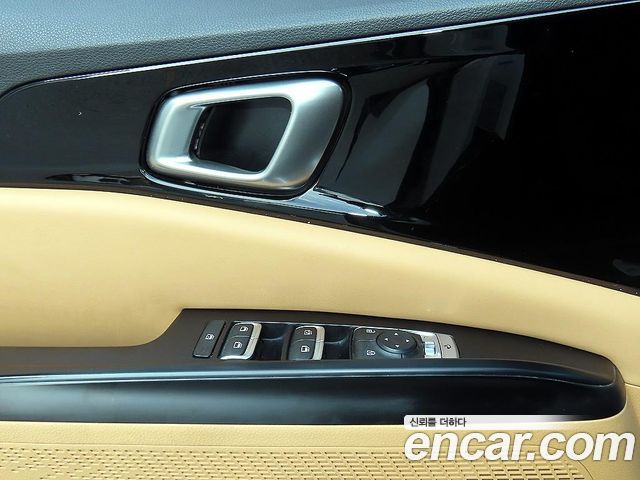 Kia Canival 2023 — photo 12