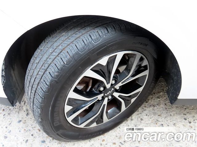 Kia Canival 2023 — photo 20