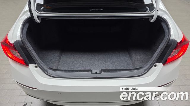 Honda Accord 2018 — photo 23