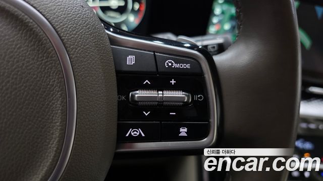 Kia Canival 2022 — photo 25
