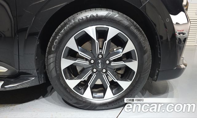 Kia Canival 2022 — photo 7
