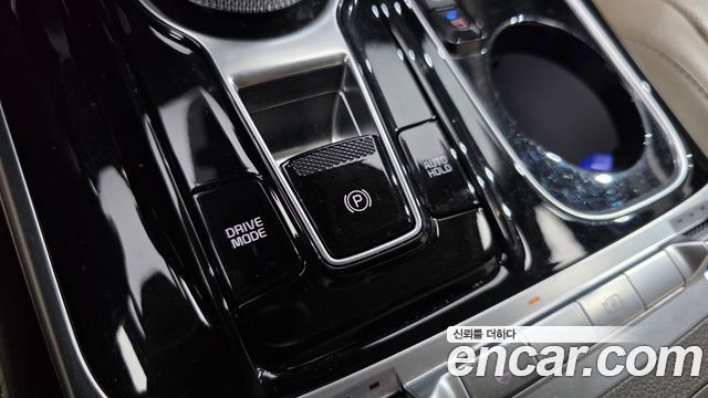 Kia Canival 2022 — photo 29