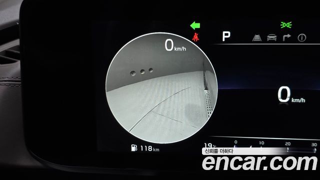 Kia Canival 2022 — photo 30