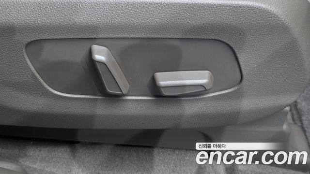 Kia Canival 2022 — photo 31