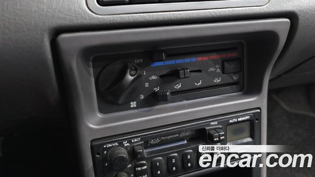 Kia Avella 1996 — photo 21