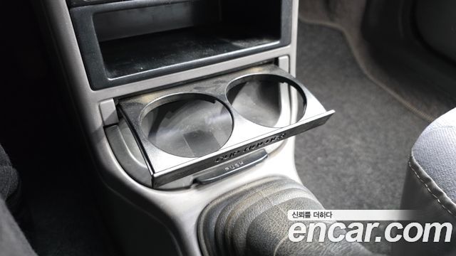 Kia Avella 1996 — photo 34