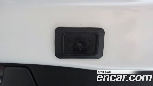 Toyota RAV4 2019 — photo 23