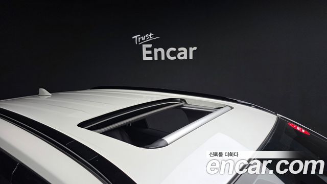 Toyota RAV4 2019 — photo 29