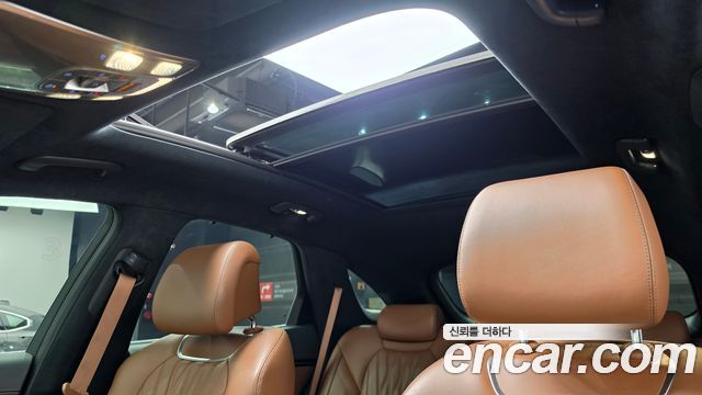 Genesis GV70 2021 — photo 21