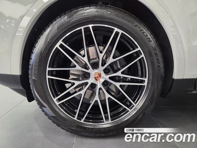 Porsche Cayenne 2026 — photo 5