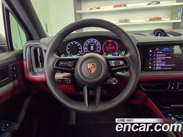 Porsche Cayenne 2026 — photo 16